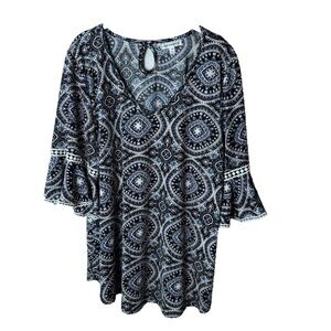 Roommates Blouse Plus Size 1X Top Short Sleeves Stretch Black Blue Tan White